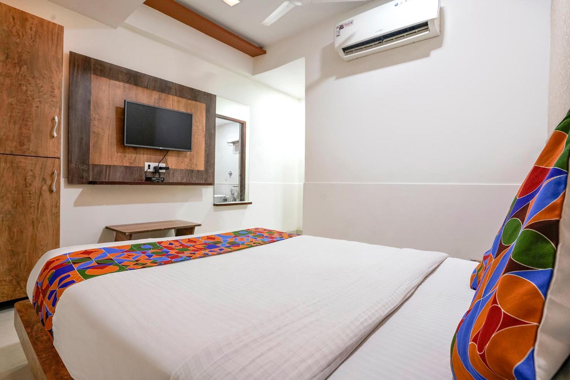 Fabhotel Galaxy I Ahmedabad Exterior foto