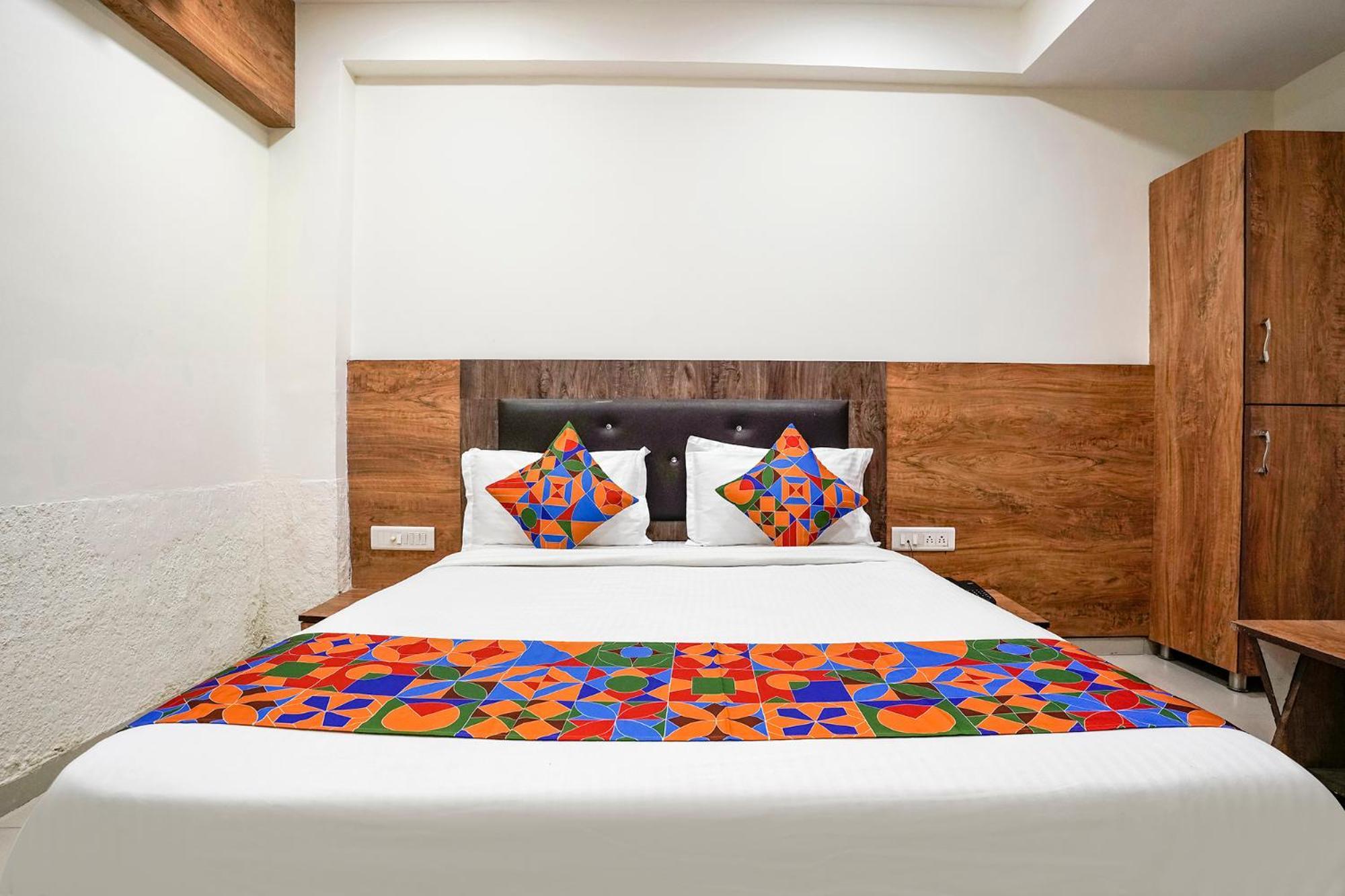 Fabhotel Galaxy I Ahmedabad Exterior foto