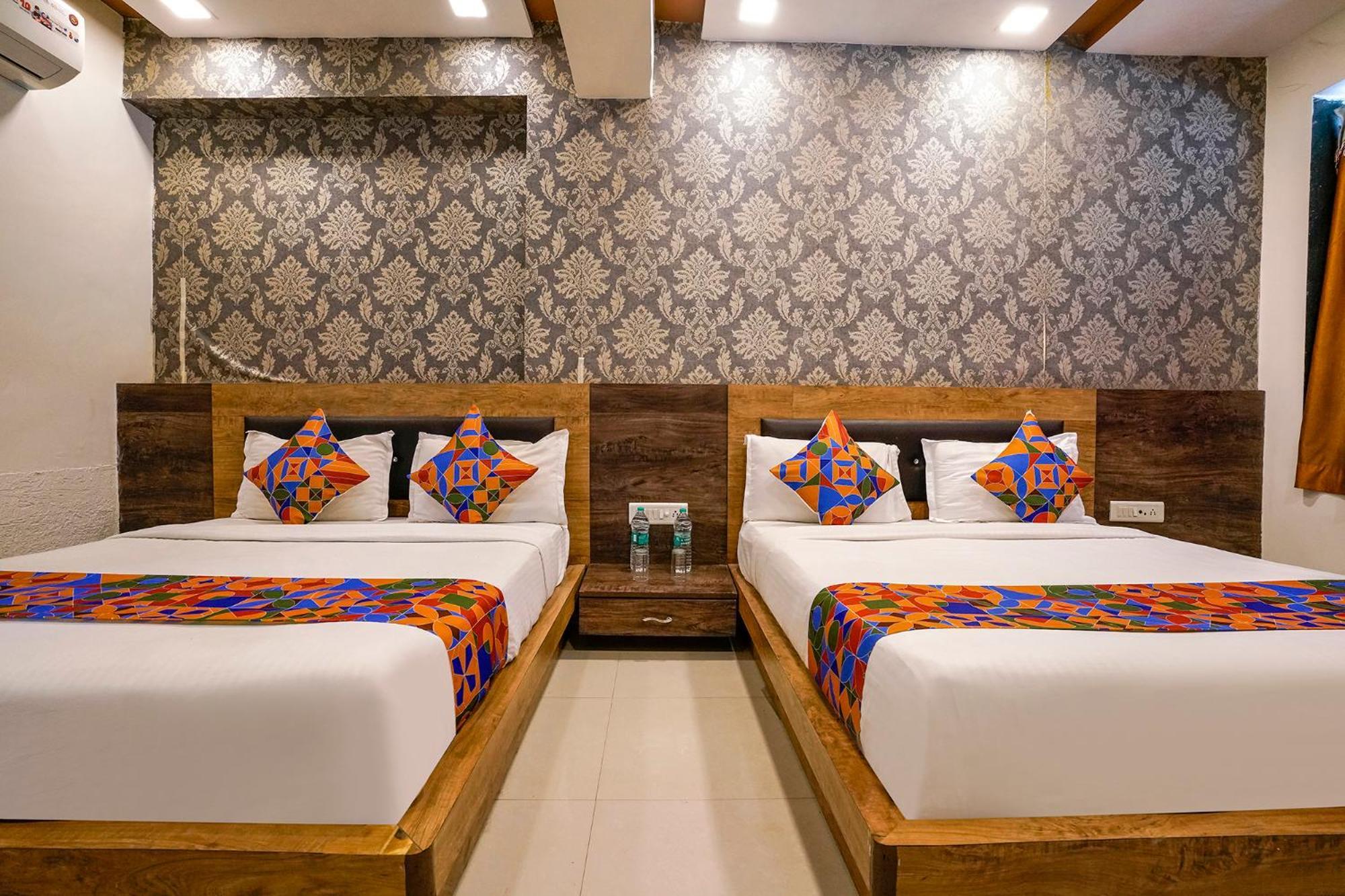 Fabhotel Galaxy I Ahmedabad Exterior foto