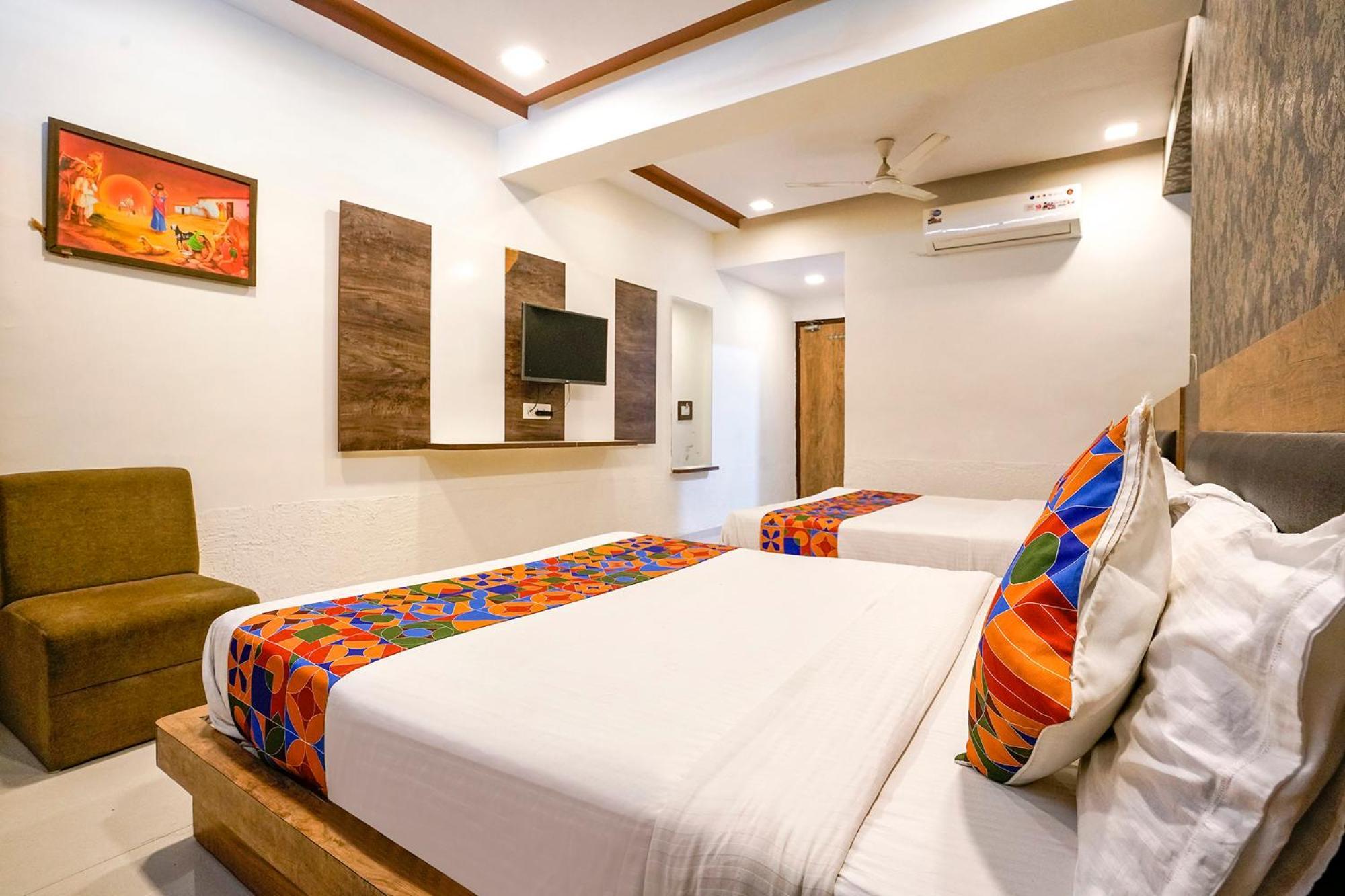 Fabhotel Galaxy I Ahmedabad Exterior foto