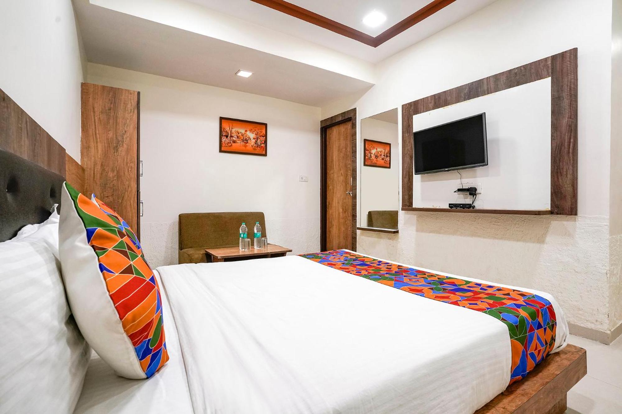 Fabhotel Galaxy I Ahmedabad Exterior foto
