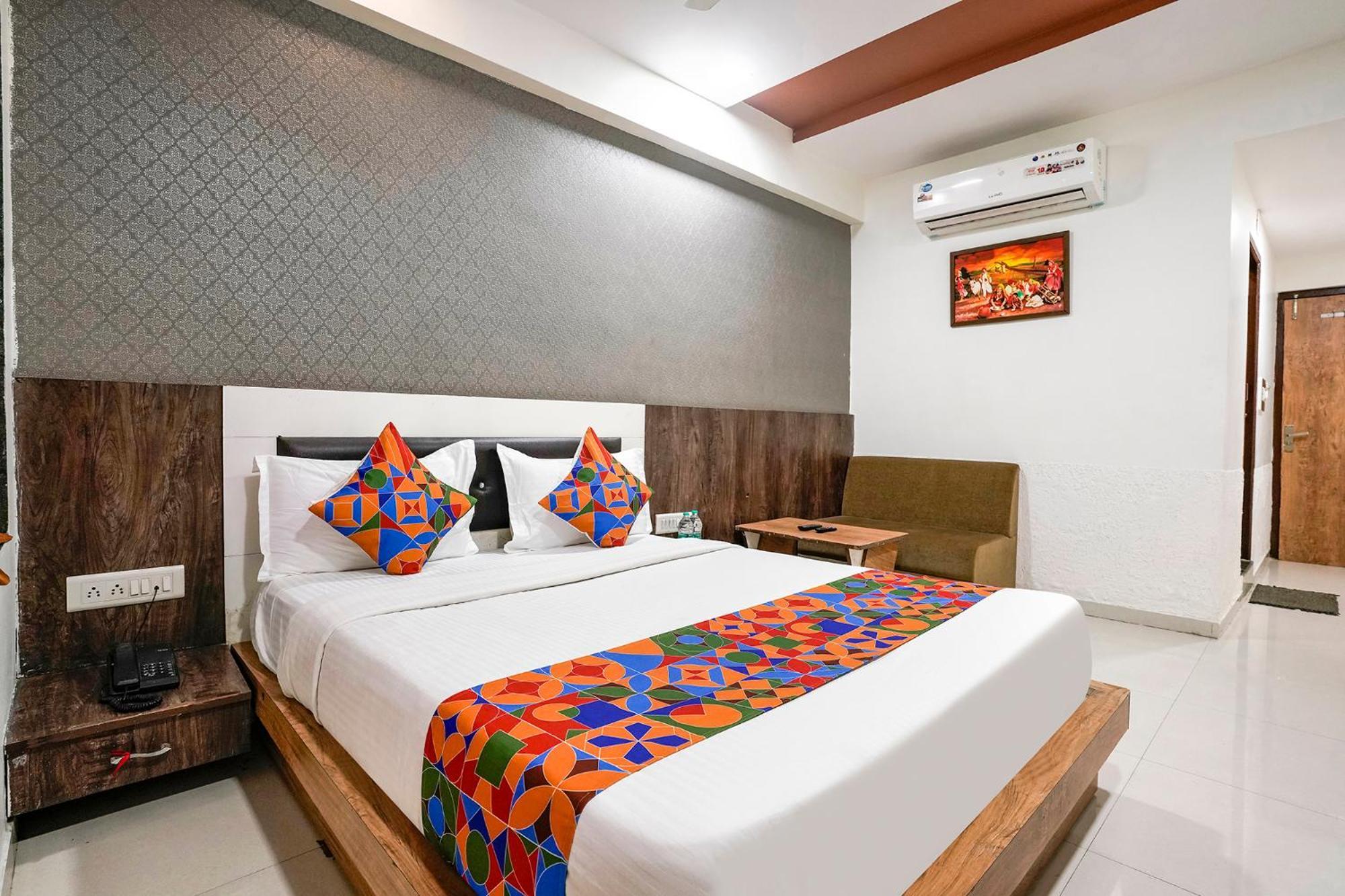 Fabhotel Galaxy I Ahmedabad Exterior foto